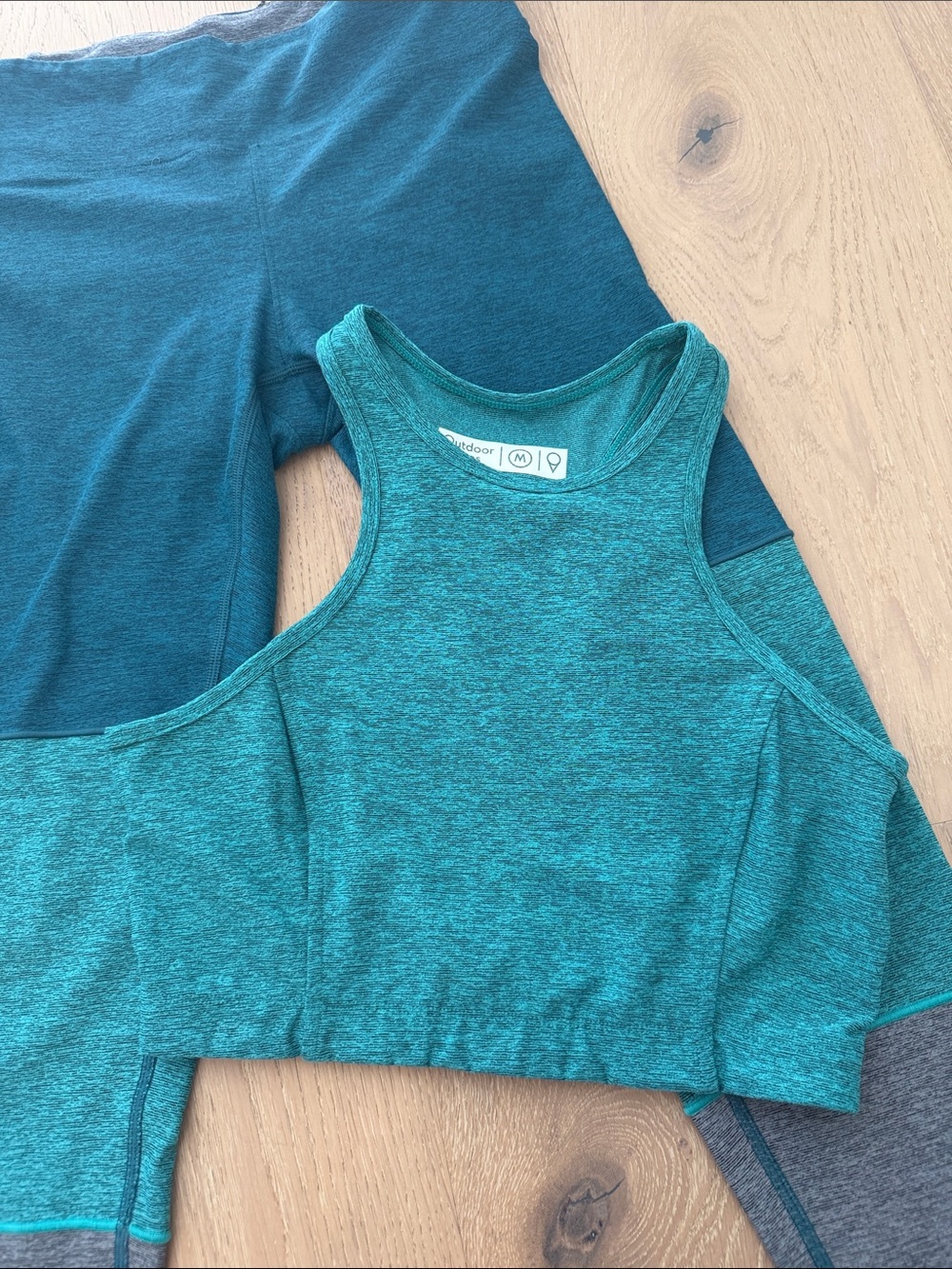 Outdoor Voices Teal & Gray Colorblock Legging Set with sports bra set - Picture 2 of 4